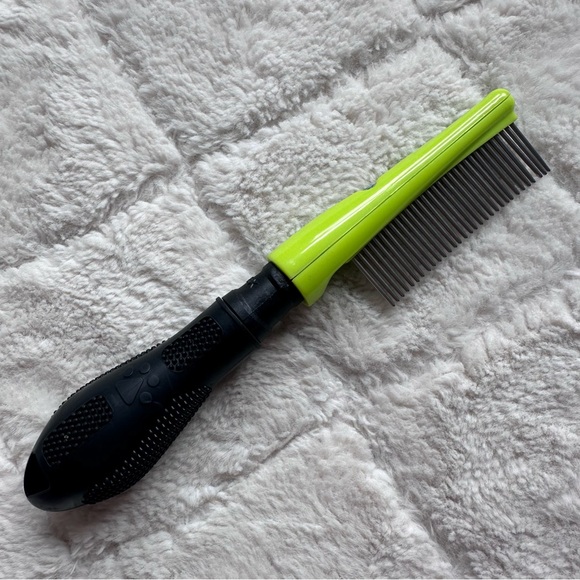 Furminator | "Small Dog" Green Finishing Comb - Picture 5 of 7
